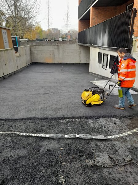 Necalificati si calificati